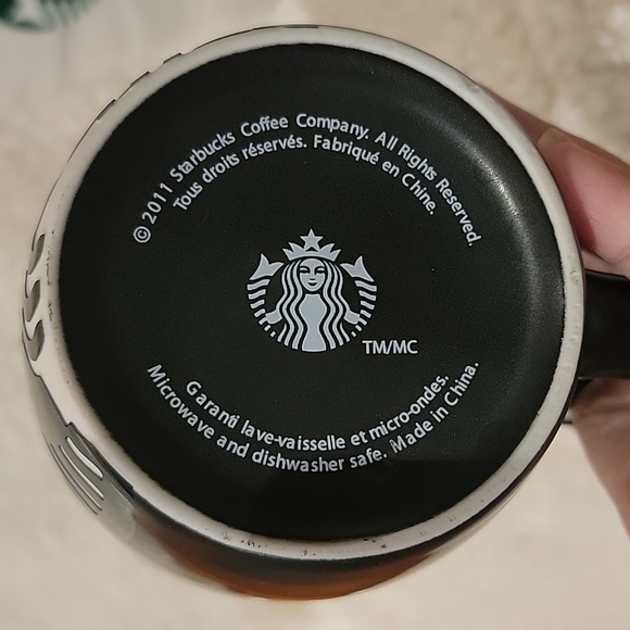 Starbucks Black Mug - Picture 4 of 5